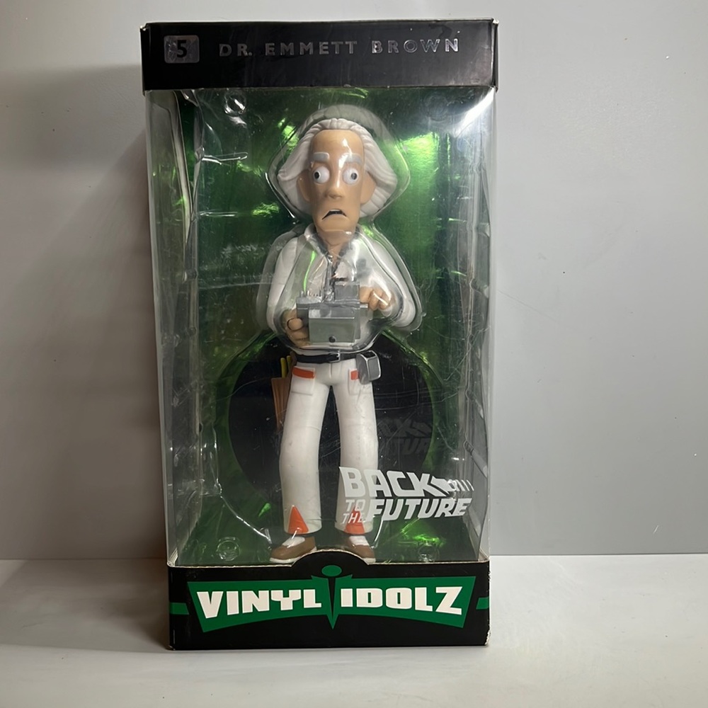 Dr Emmett Brown Back To The Future Vinyl Idolz Universal Studios Vinyl Sugar